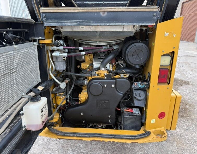 CATERPILLAR  299D3